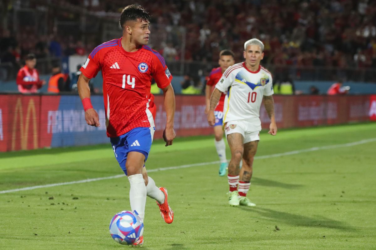 "Es muy bueno": Claudio Borghi deleitado con el nivel de jugador de Universidad de Chile