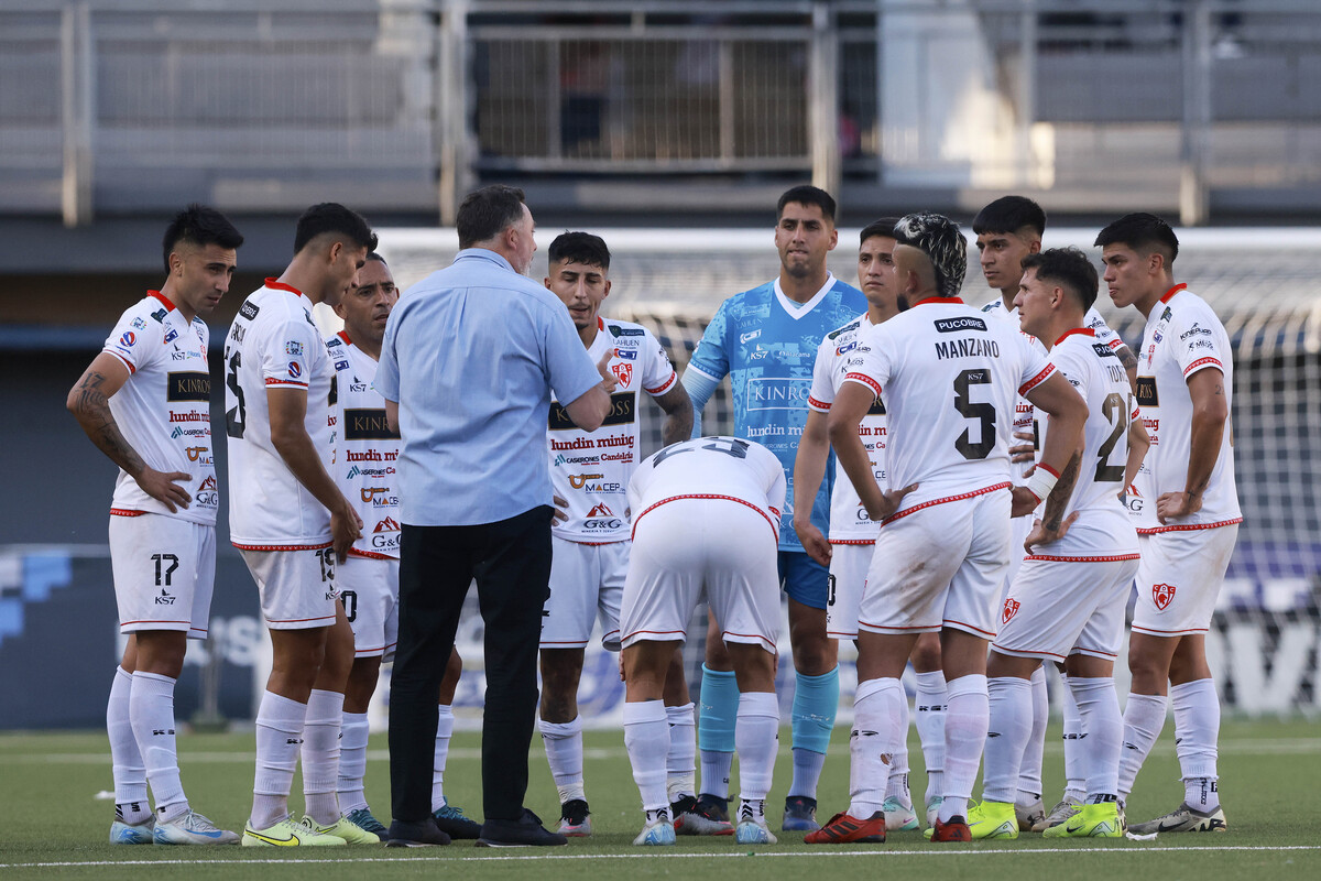 Los 6 ex azules a los que se aferra la U para ganar el Campeonato Nacional