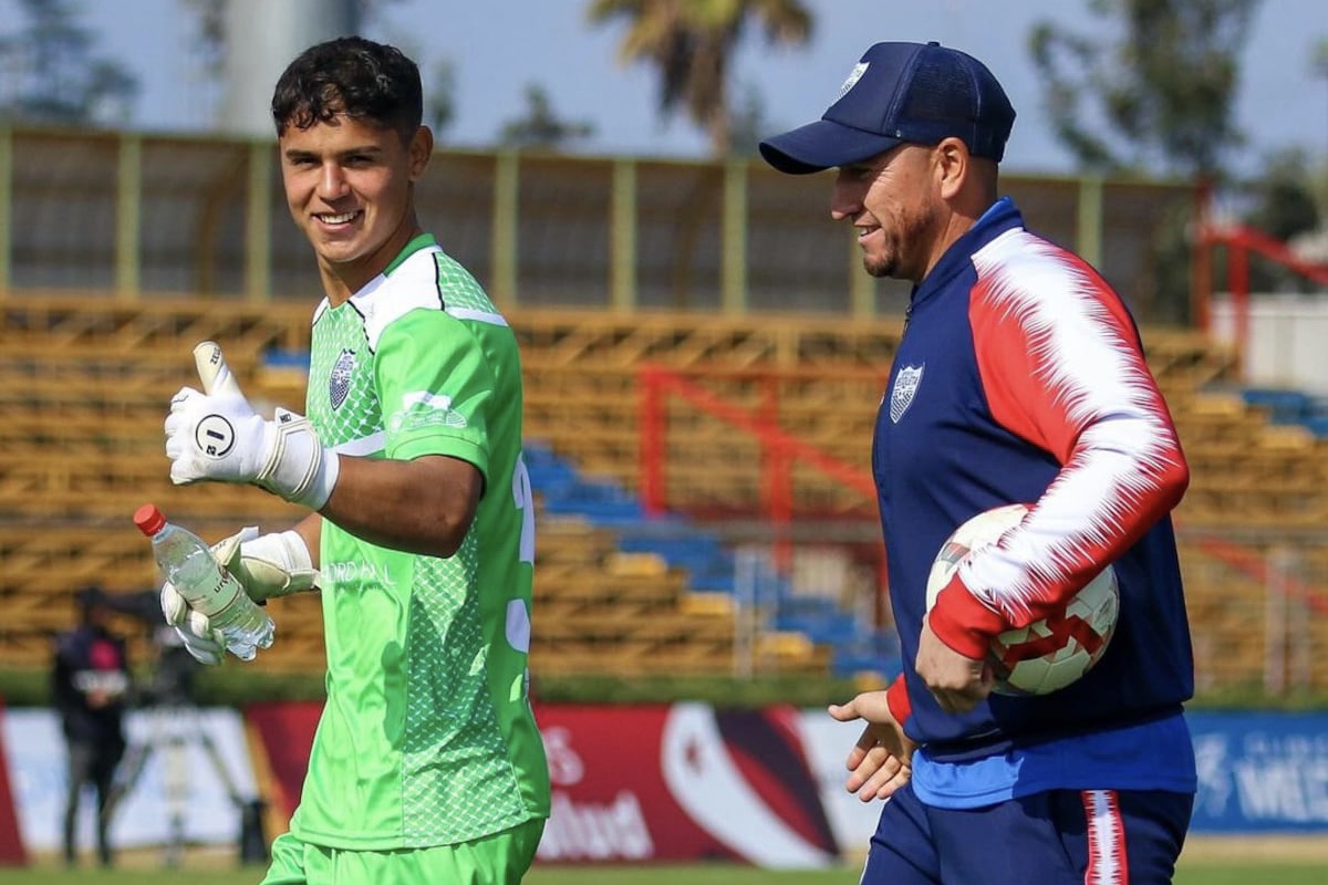 Tiene 19 años, fue titularísimo en la campaña de Deportes Recoleta y vuelve a la U con ganas de más