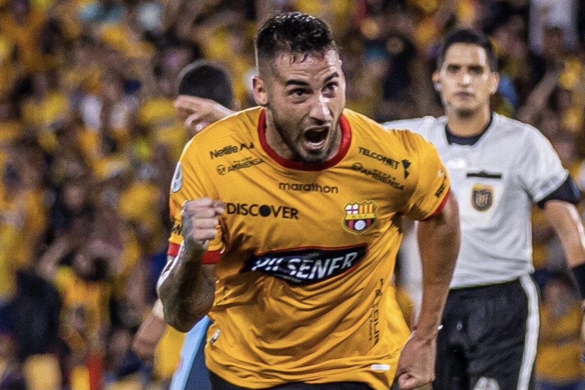 La nueva carta de gol que asoma en la U: Octavio Rivero lo reemplazó en el Barcelona de Guayaquil