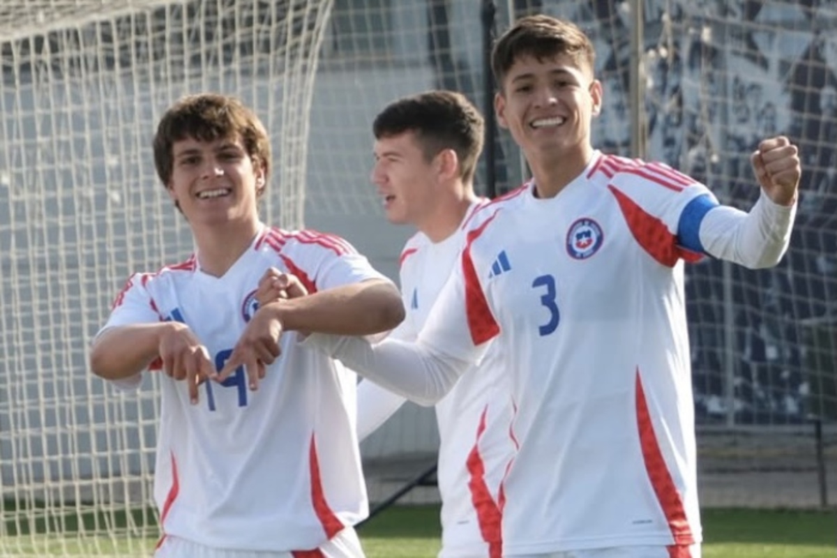 Hizo inferiores en la U, tiene tres nacionalidades y fue figura de La Roja Sub-20 ante la mirada de Ricardo Gareca