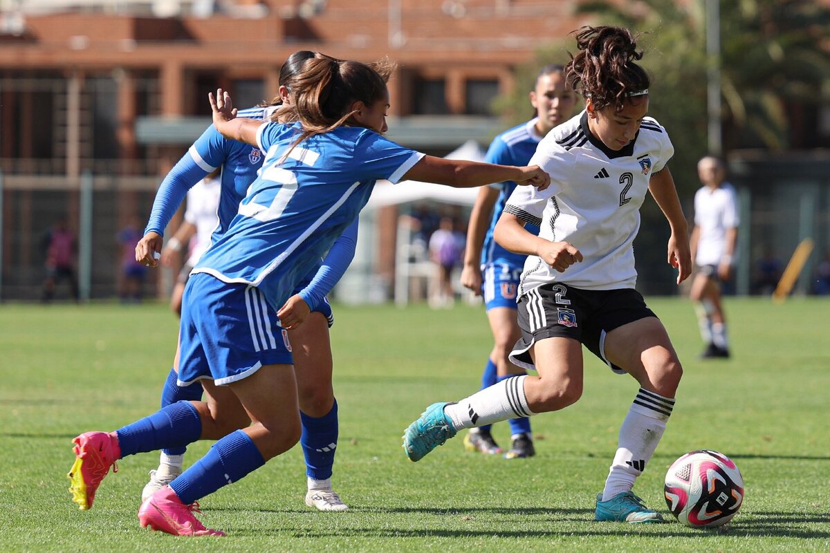 No se pudo: Universidad de Chile cayó ante Colo Colo en la final sub 19 femenina