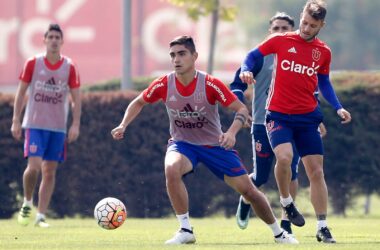 Nicolás Ramírez en un entrenamiento con Universidad de Chile.