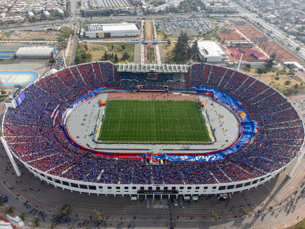 20 hectáreas: Alcalde revela que la ofreció un terreno a la U para construir su estadio