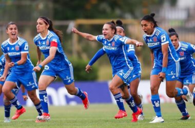 Universidad de Chile Femenino celebrando el triunfo vs Coquimbo Unido.