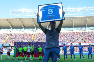 "Uno homenajeado y dos como hinchas: Los campeones de la Sudamericana que alentaron a la U en Concepción"