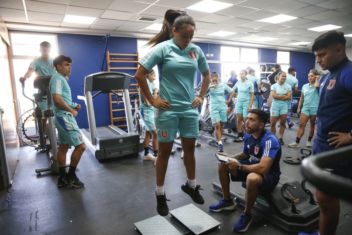 Con renovación confirmada: Las Leonas iniciaron su pretemporada y su DT ya palpita el 2025