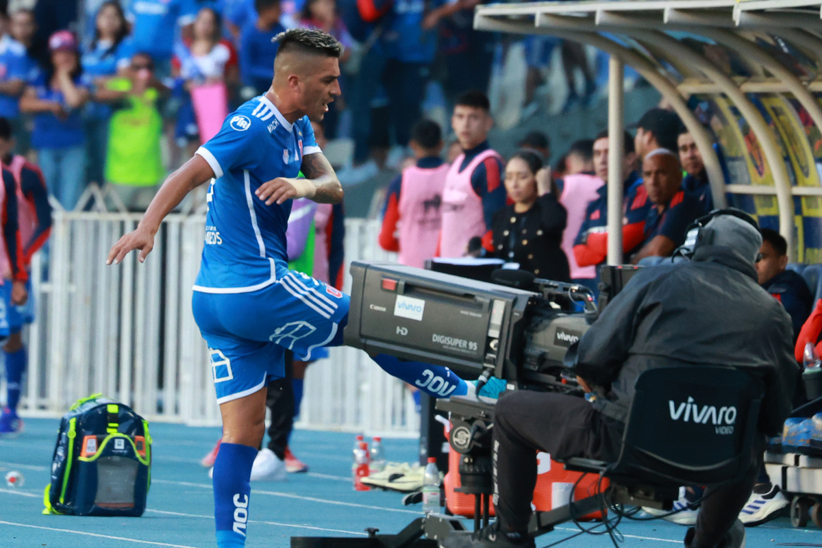 "Es bien curioso": Juvenal Olmos intrigado por el bajo rendimiento de este jugador de la U