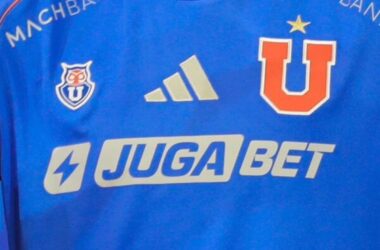 "Refuerza el equipo: Universidad de Chile anunció fichaje de atacante que jugó la Copa América"