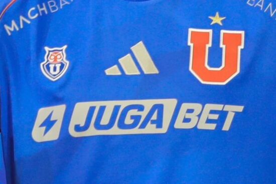 Refuerza el equipo: Universidad de Chile anunció fichaje de atacante que jugó la Copa América