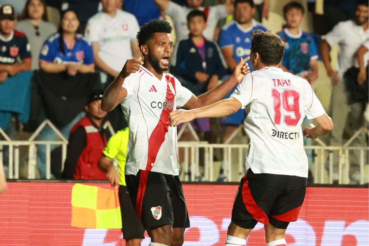 Con la frente en alto: la U cae ante River Plate en disputado encuentro