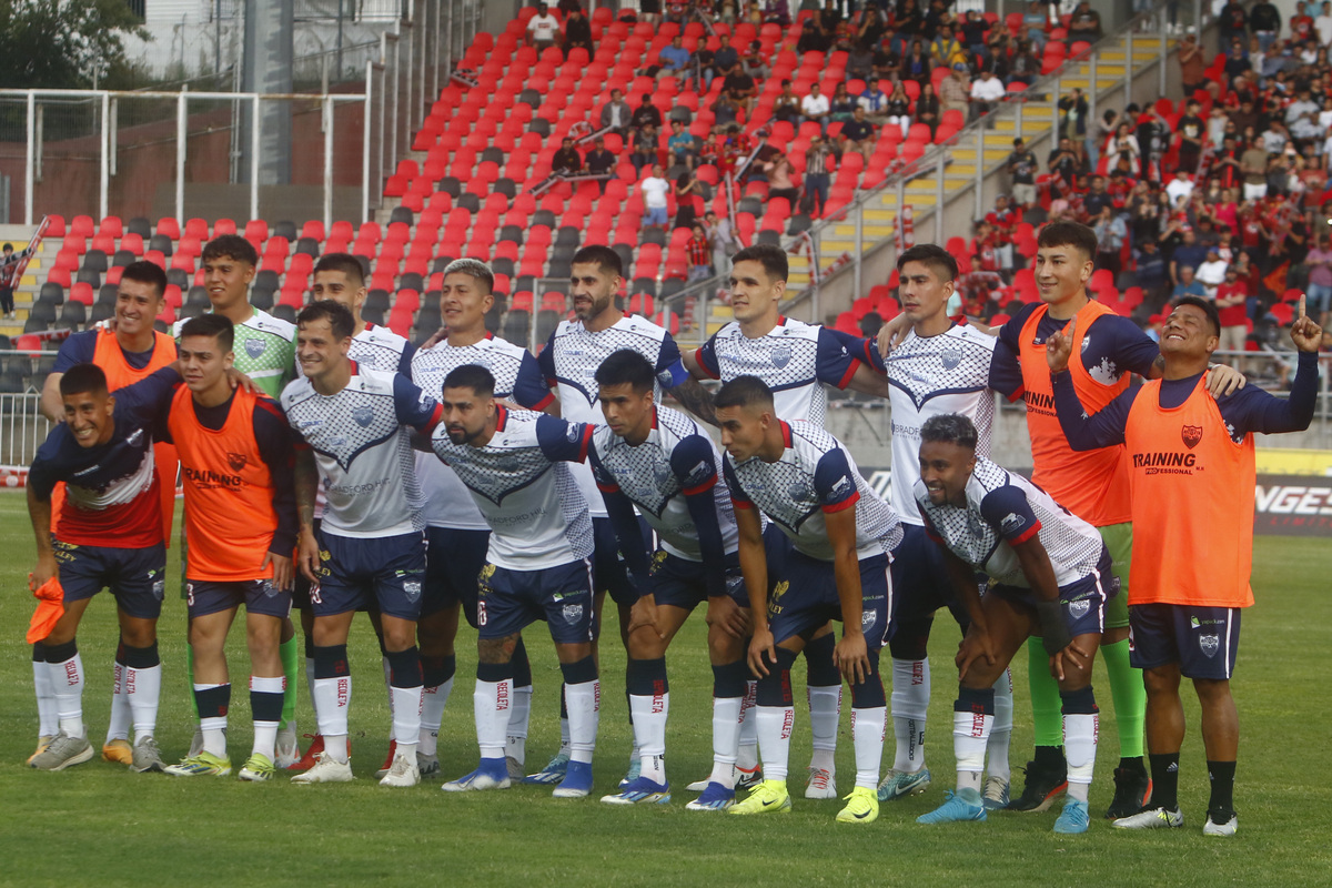 ¿Se juega? Revelan la decisión que tomaron las autoridades sobre el duelo de la U ante Deportes Recoleta