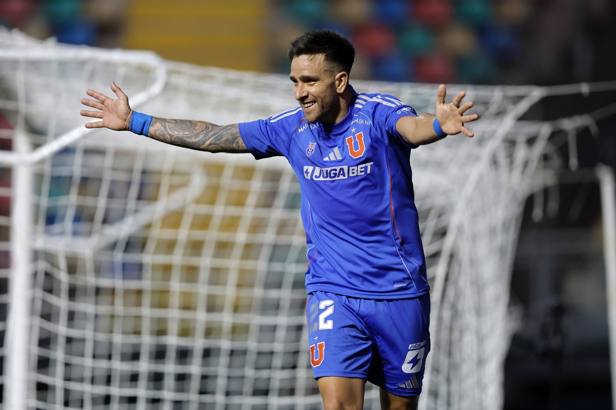 "Me pareció interesante": Juan Cristóbal Guarello deslumbrado con el estilo ‘guardiolano’ de este defensor de la U