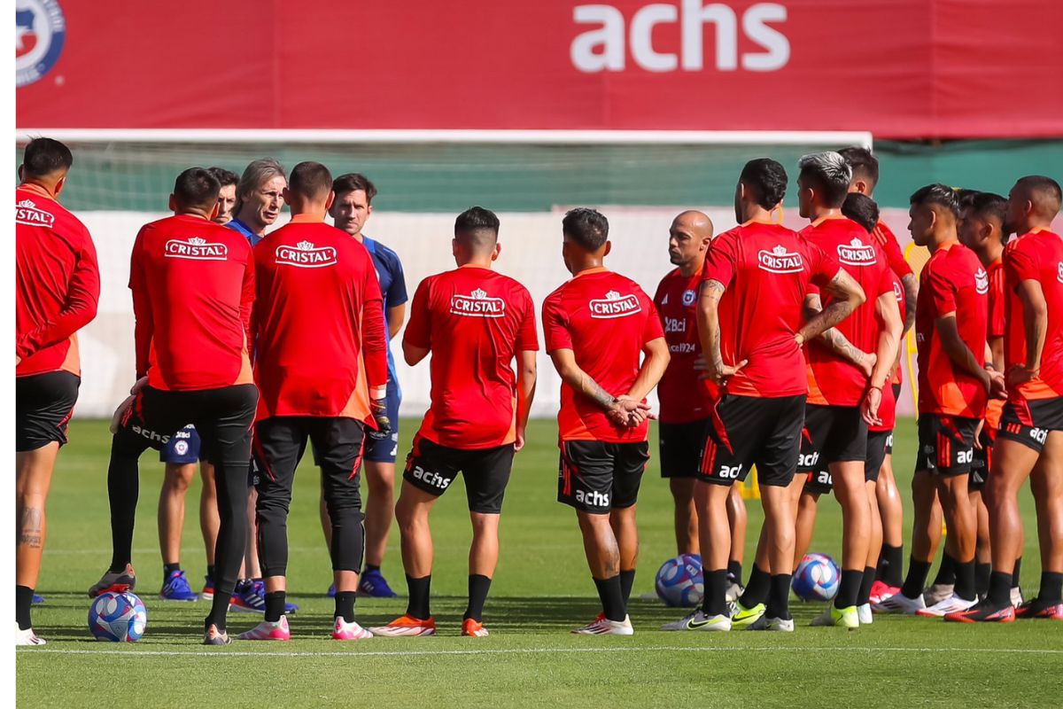 Filtran que Ricardo Gareca le pegó feroz tirón de orejas a jugador de la U: "Detuvieron el entrenamiento"