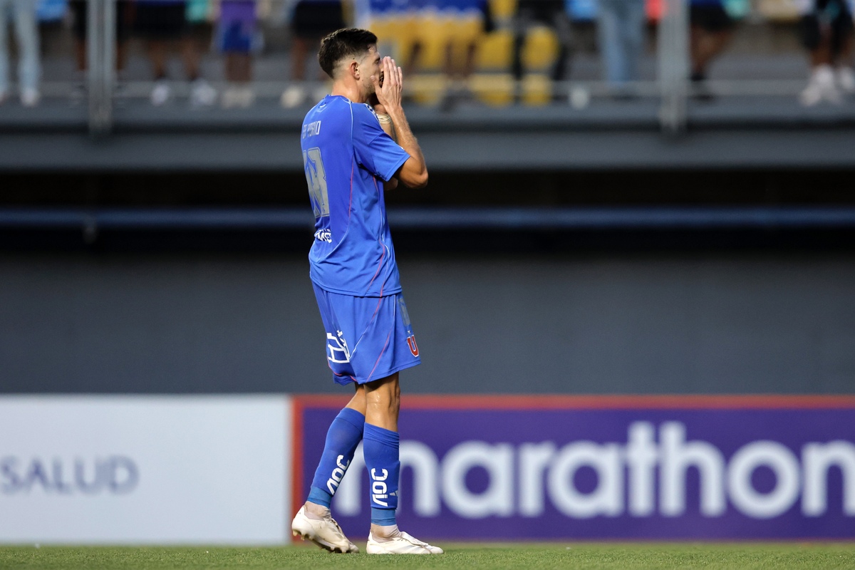 La U golea, pero sus delanteros no: La tarea pendiente de los atacantes azules en la previa del Campetonato Nacional