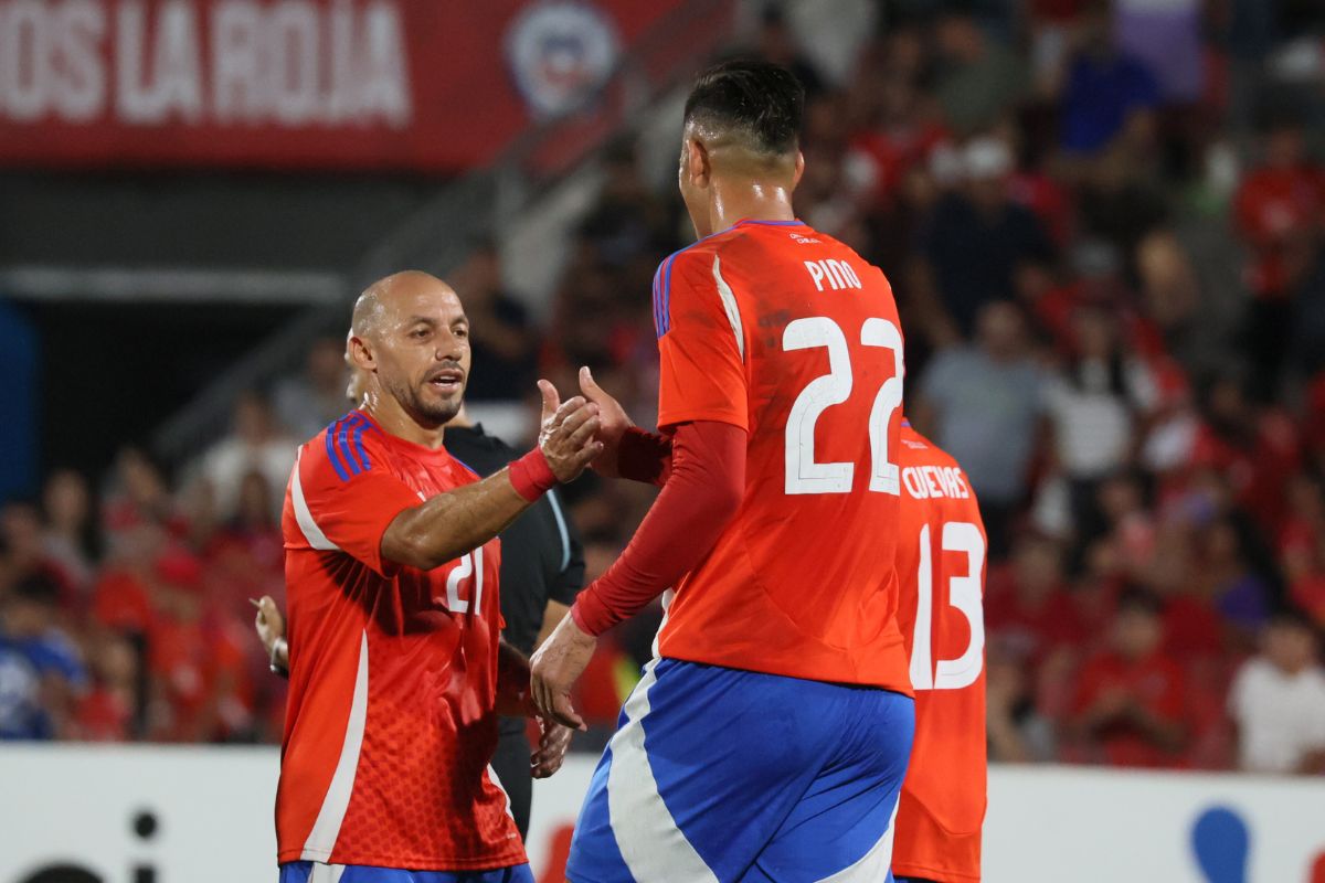 "El único irremplazable...": hinchas de la U enloquecen con este jugador azul en triunfo de La Roja