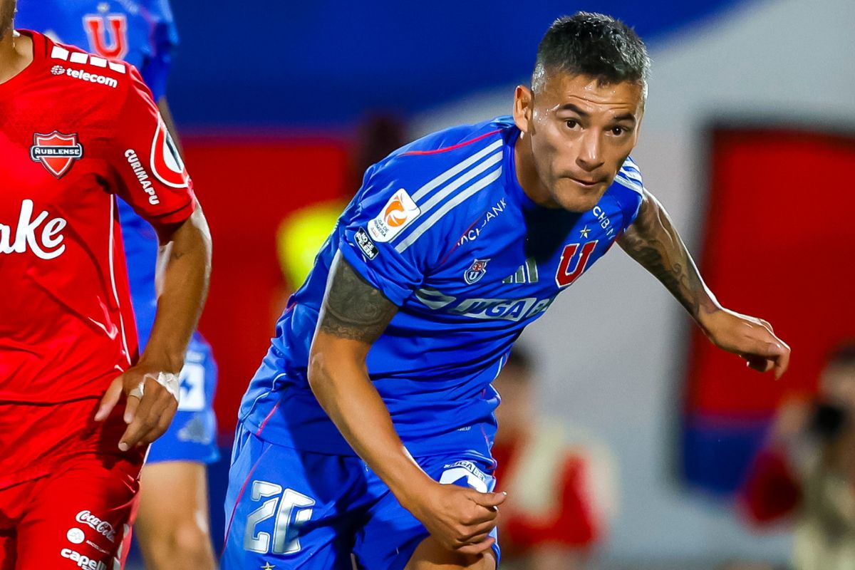 "Es como un bailarín": Gonzalo Fouillioux insiste en sus elogios hacia jugador de Universidad de Chile