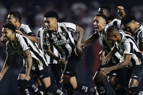 “Conozco que es…”: Una de las grandes estrellas del Botafogo habló sobre el cruce que tendrán con la U