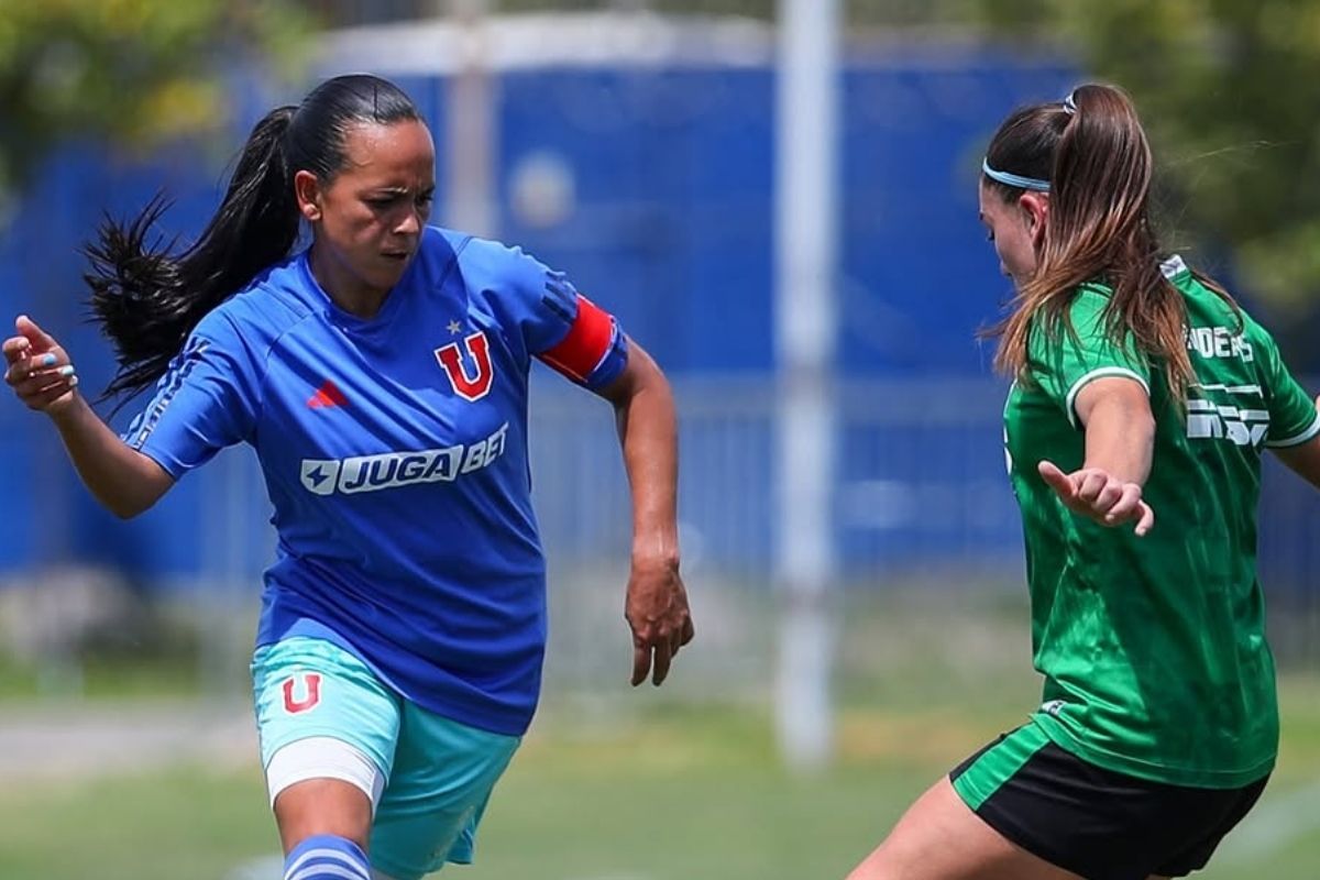 Universidad de Chile prepara su estreno en la Liga Femenina