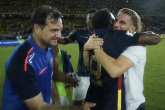 El campeón continental con la U que amenaza a La Roja con dejarla sin Mundial junto a Sebastián Beccacece