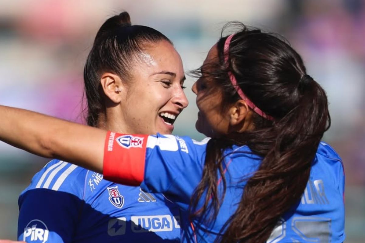 Las Leonas siguen invictas: la U se impone ante Palestino en el Estadio Santiago Bueras